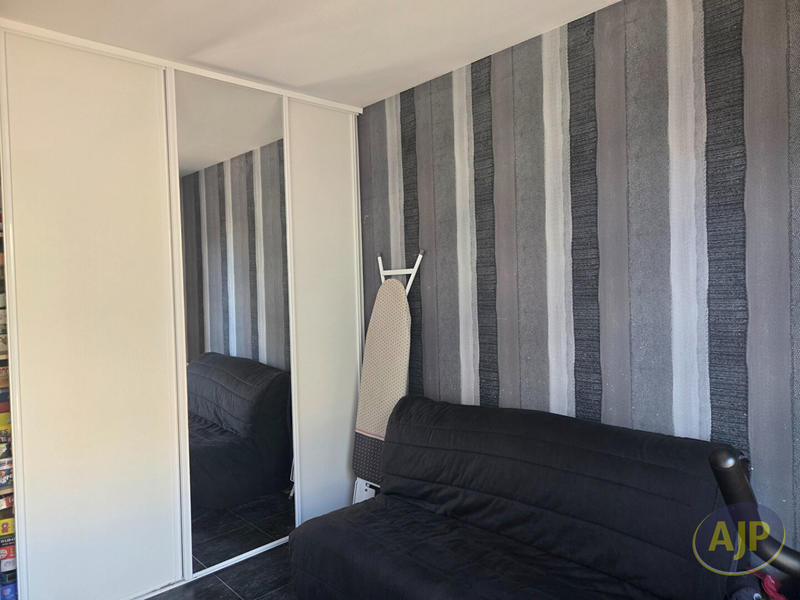 Maison - 166 m² - 7 pièces