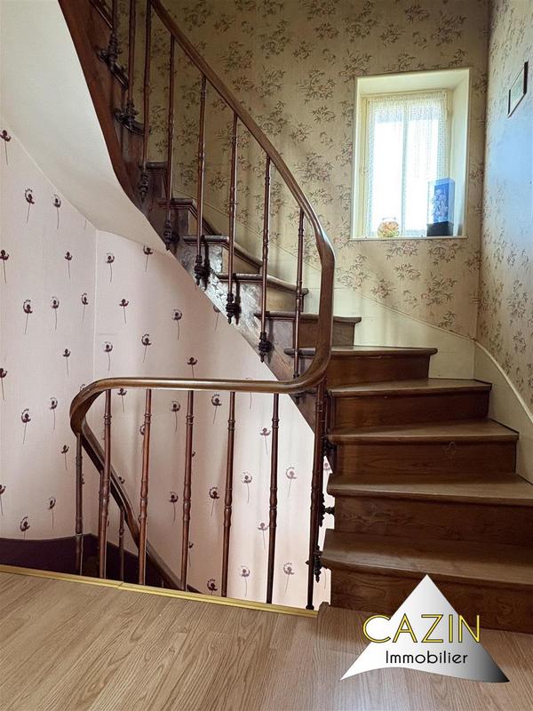 Maison - 160 m² - 7 pièces