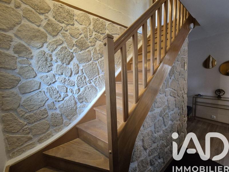 Maison - 105 m² - 4 pièces