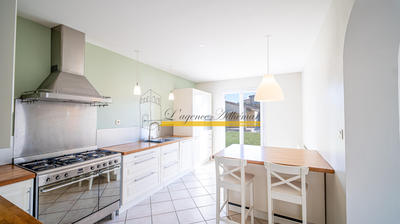 Maison - 136 m² - 5 pièces