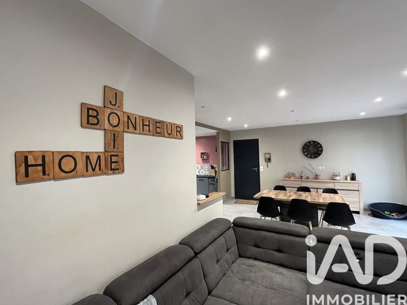 Maison - 93 m² - 5 pièces