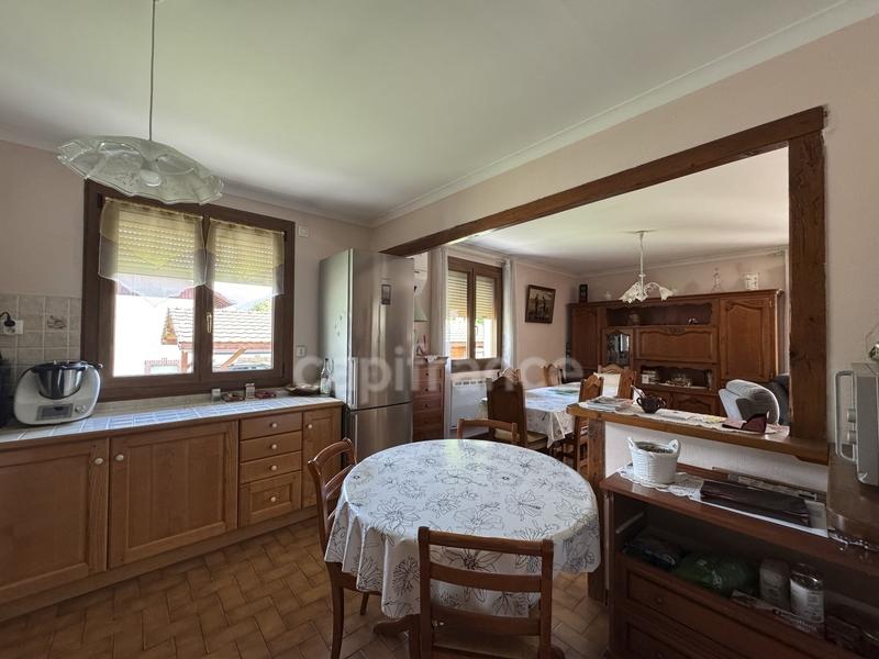 Maison - 182 m² - 7 pièces
