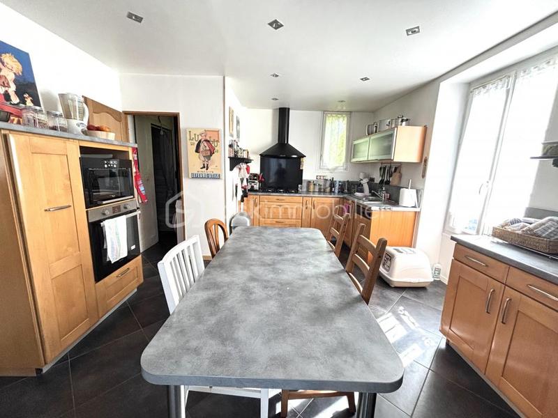 Propriété - 154 m² - 6 pièces