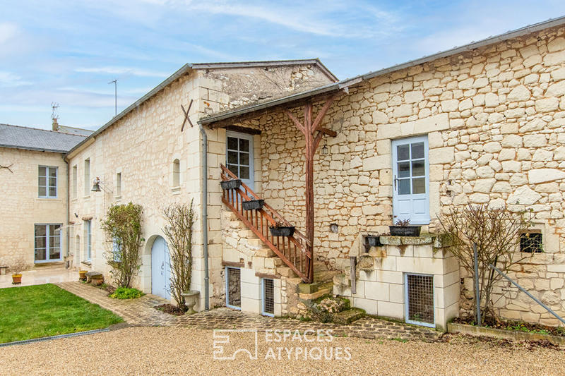 Maison - 290 m² - 9 pièces