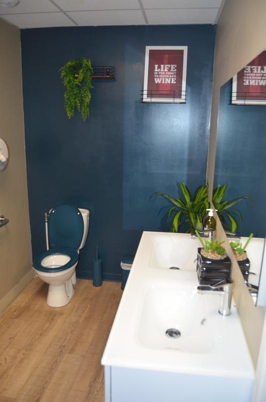 Local commercial - 366 m² - 6 pièces