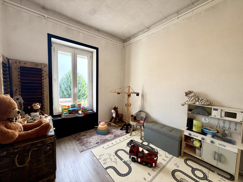 Maison - 93 m² - 4 pièces