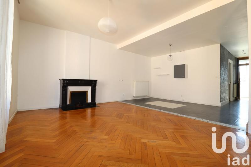 Appartement - 120 m² - 5 pièces