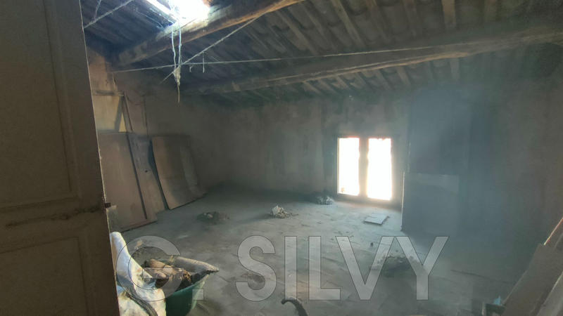 Maison - 300 m² - 9 pièces