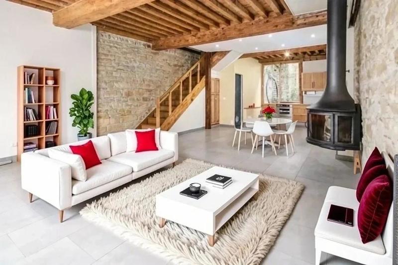 Maison - 167 m² - 6 pièces