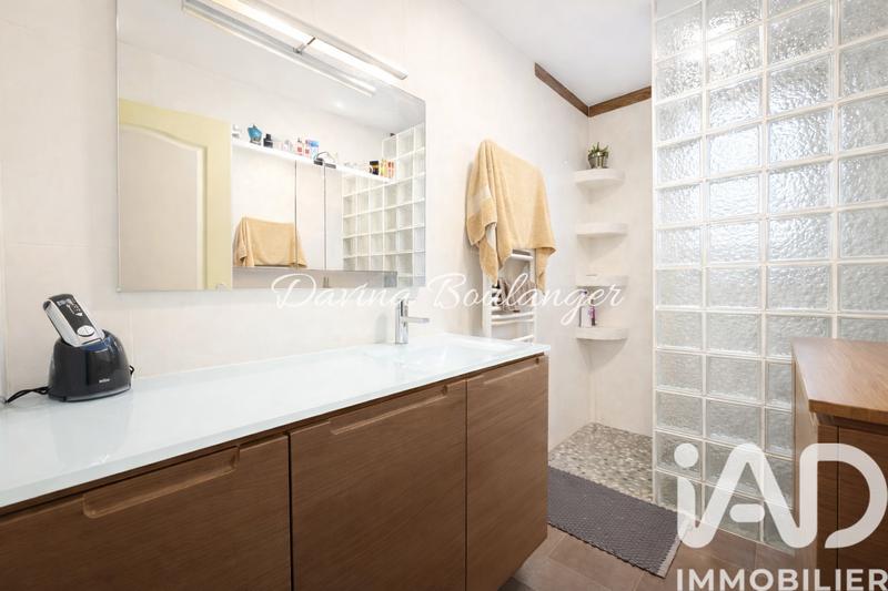 Maison - 93 m² - 4 pièces