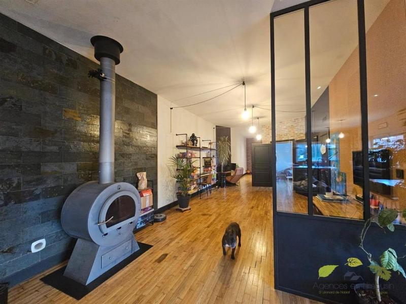 Maison - 180 m² - 7 pièces