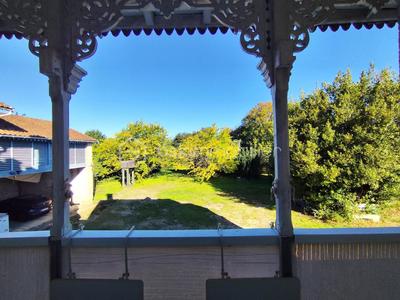 Demeure - 470 m² - 18 pièces