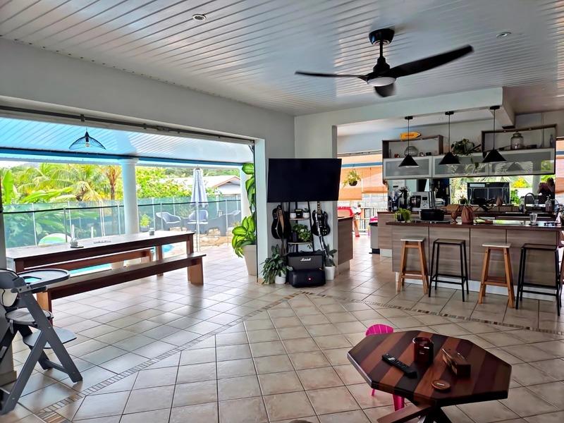 Maison - 146 m² - 6 pièces