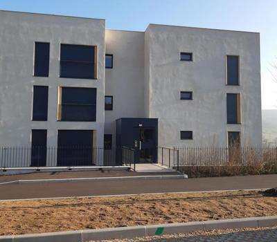 Appartement - 83 m² - 4 pièces