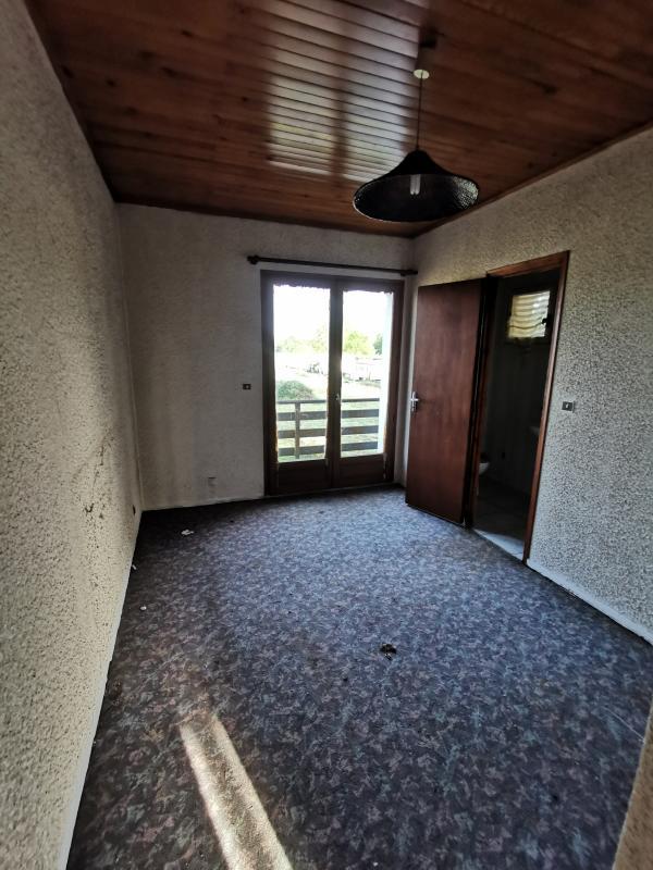 Maison - 200 m² - 8 pièces