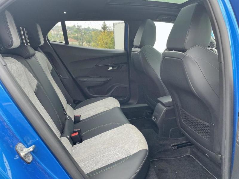 Peugeot 2008 Moteur électrique 136 ch Gt