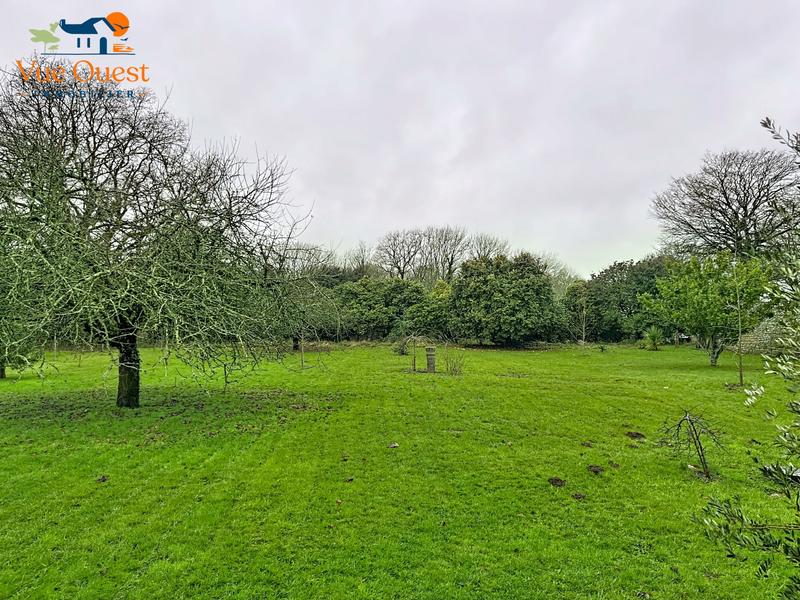 Maison traditionnelle - 147 m² - 8 pièces