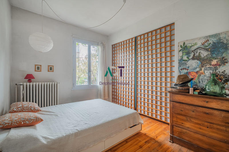 Maison traditionnelle - 181 m² - 10 pièces