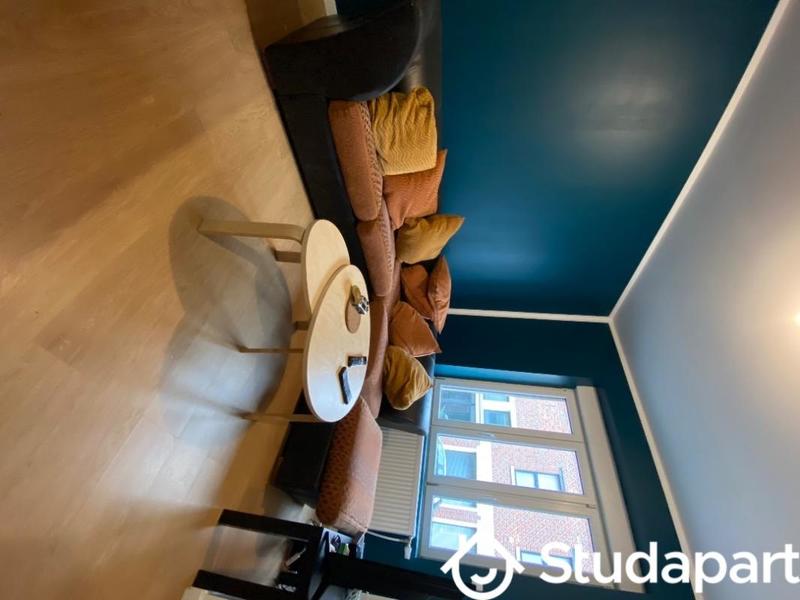 Chambre - 9 m² - 1 pièce