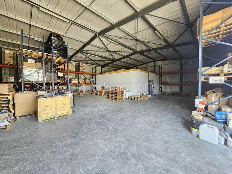 Local d'activité / Entrepôt - 354 m² - 3 pièces