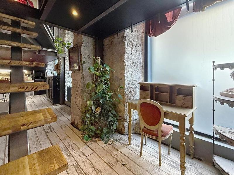 Loft - 73 m² - 3 pièces