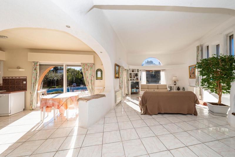 Villa - 195 m² - 4 pièces