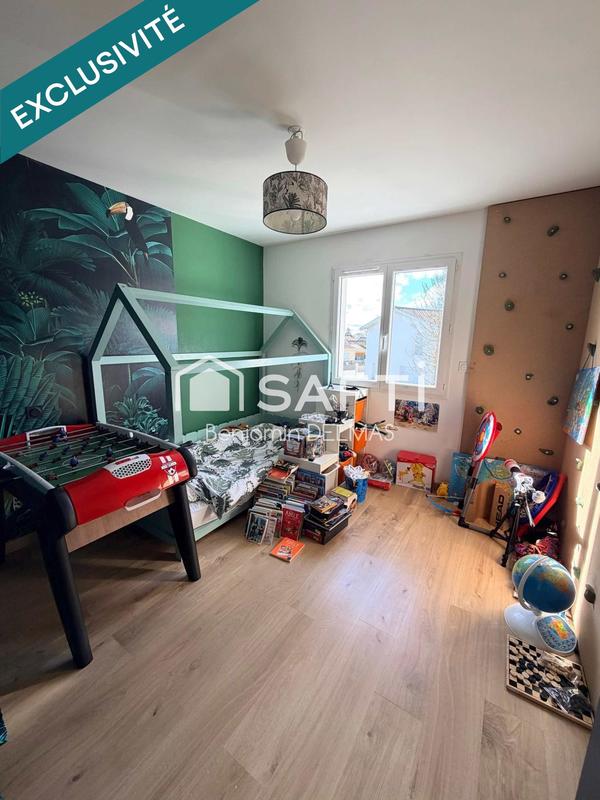 Maison - 90 m² - 4 pièces