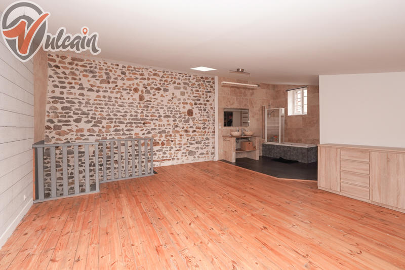 Maison - 200 m² - 6 pièces