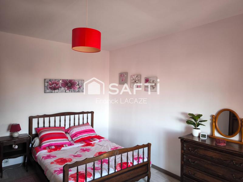 Maison - 243 m² - 10 pièces