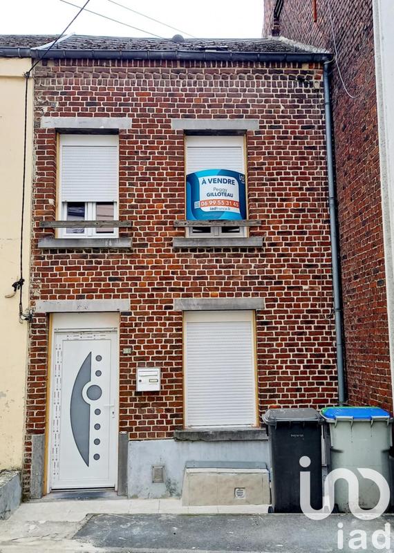 Maison de ville - 85 m² - 5 pièces