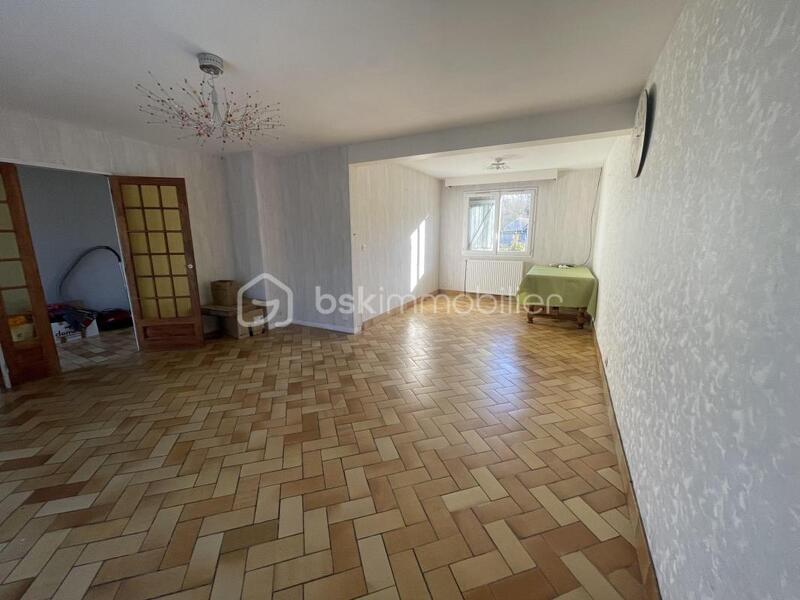 Maison traditionnelle - 120 m² - 5 pièces