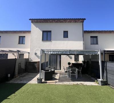 Maison - 92 m² - 4 pièces