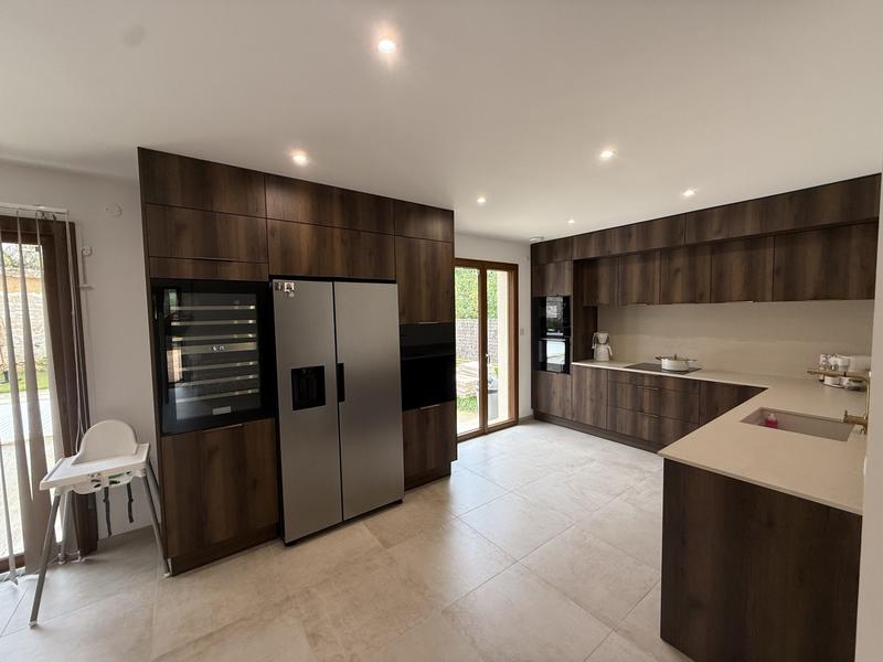 Maison traditionnelle - 140 m² - 6 pièces