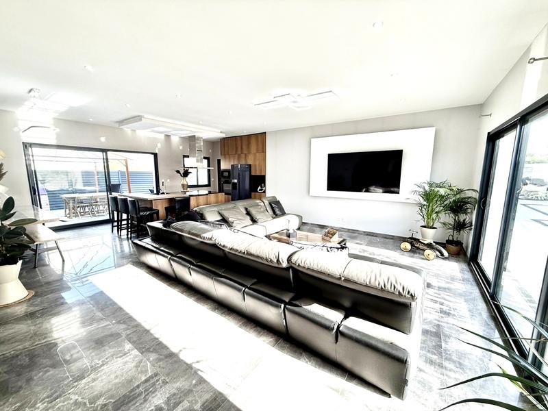 Maison - 193 m² - 7 pièces