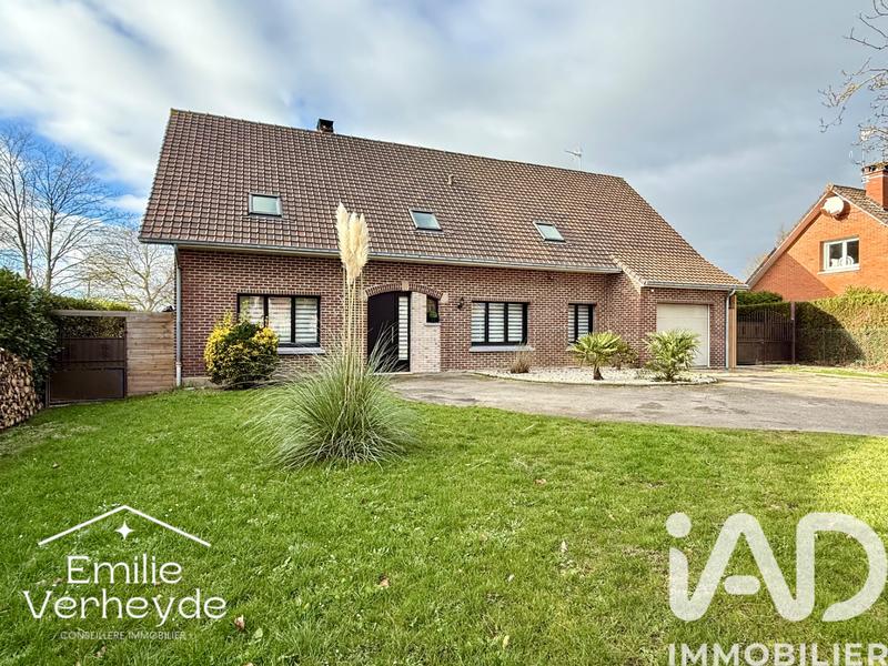 Maison - 163 m² - 8 pièces