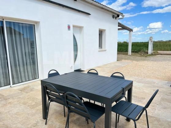 Maison - 240 m² - 6 pièces