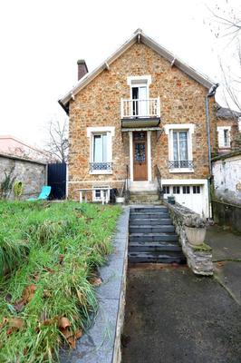 Maison - 110 m² - 4 pièces