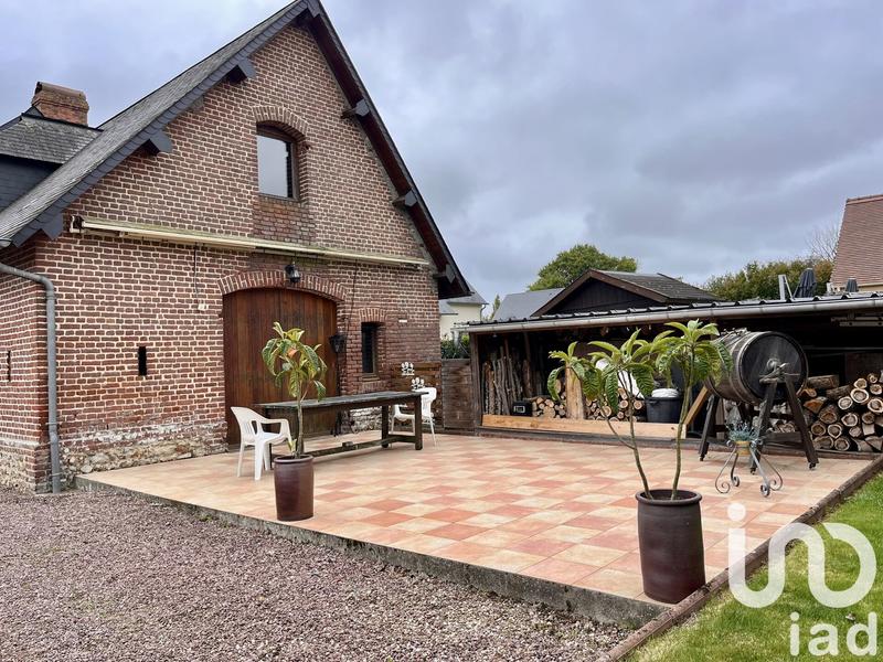 Maison - 220 m² - 8 pièces