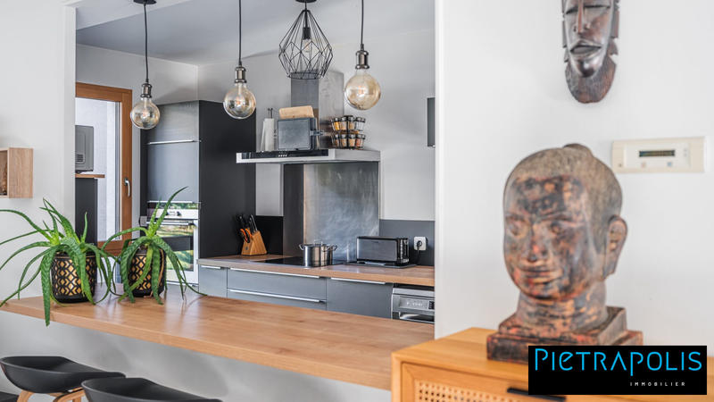 Appartement - 118 m² - 5 pièces