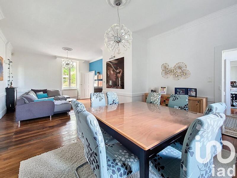 Maison - 191 m² - 6 pièces