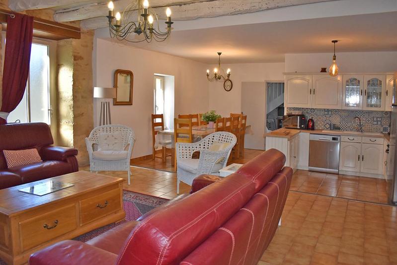 Maison - 140 m² - 6 pièces