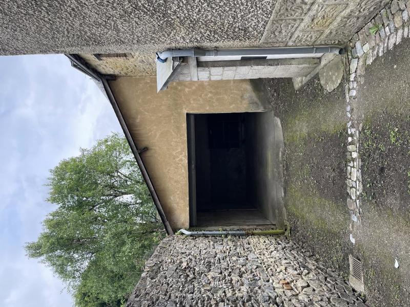 Maison - 222 m² - 10 pièces