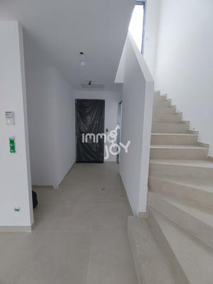 Villa - 105 m² - 4 pièces