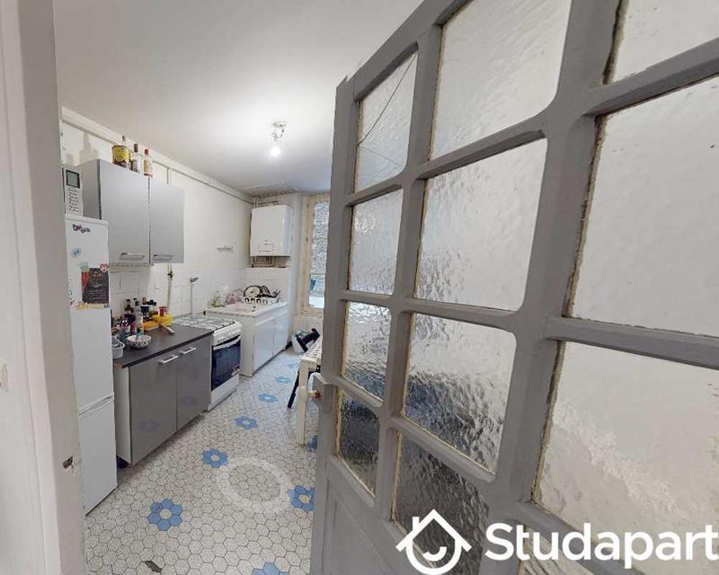 Chambre - 90 m² - 1 pièce