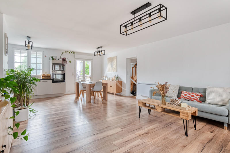 Maison - 110 m² - 5 pièces