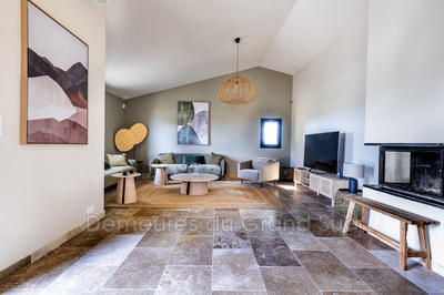 Mas - 250 m² - 8 pièces