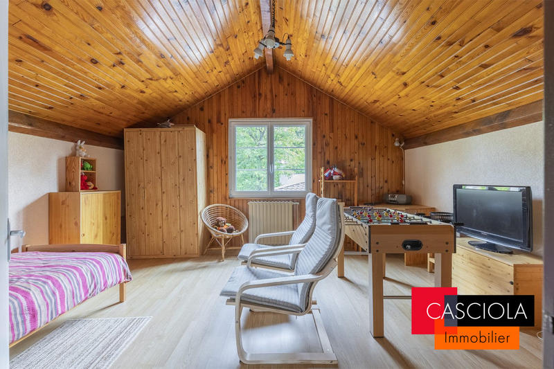 Maison - 141 m² - 6 pièces