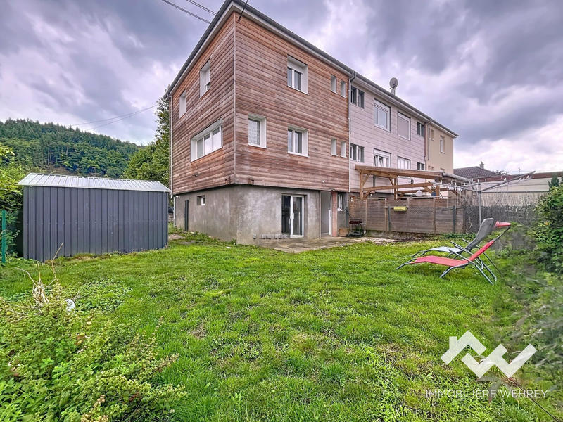 Maison - 104 m² - 7 pièces