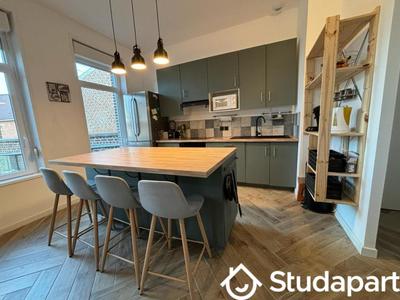 Chambre - 15 m² - 1 pièce