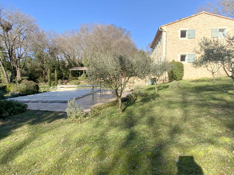 Maison - 288 m² - 6 pièces